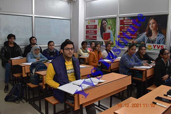 Affordable NEET coaching laxmi nagar delhi
